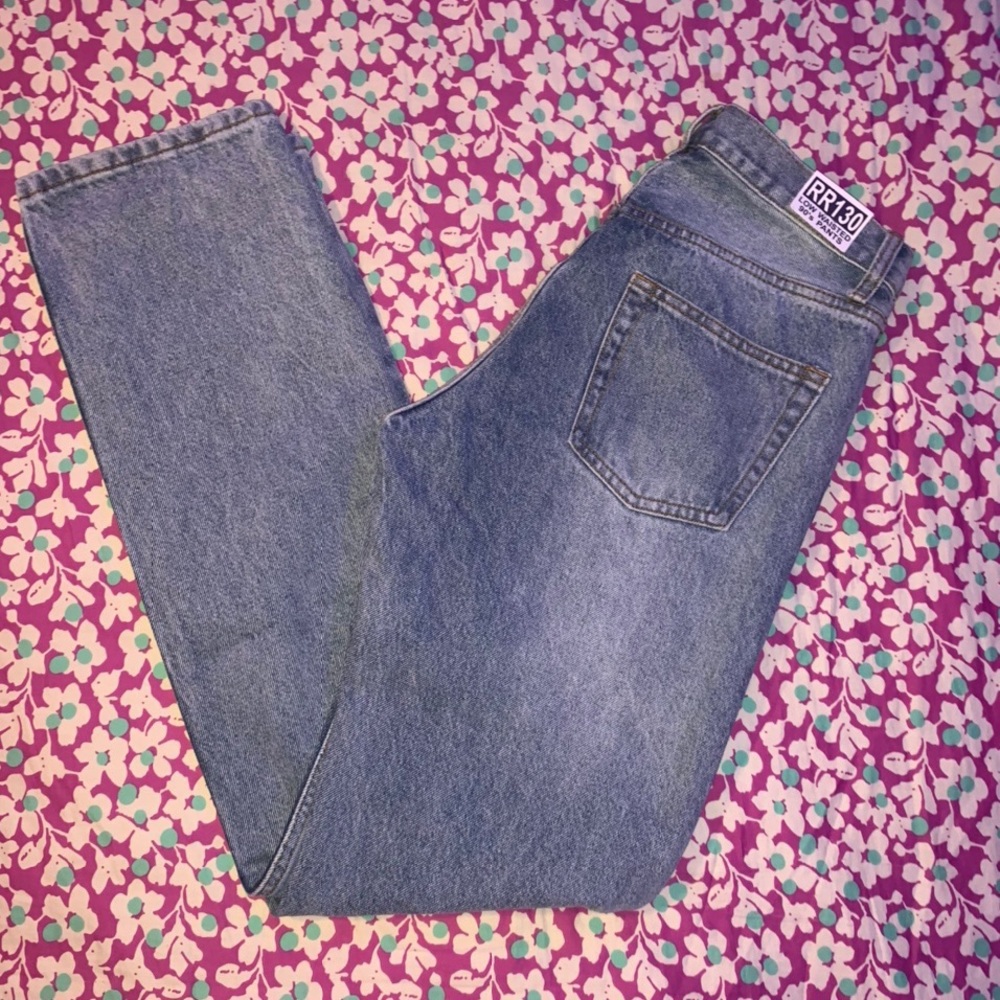 Low waisted